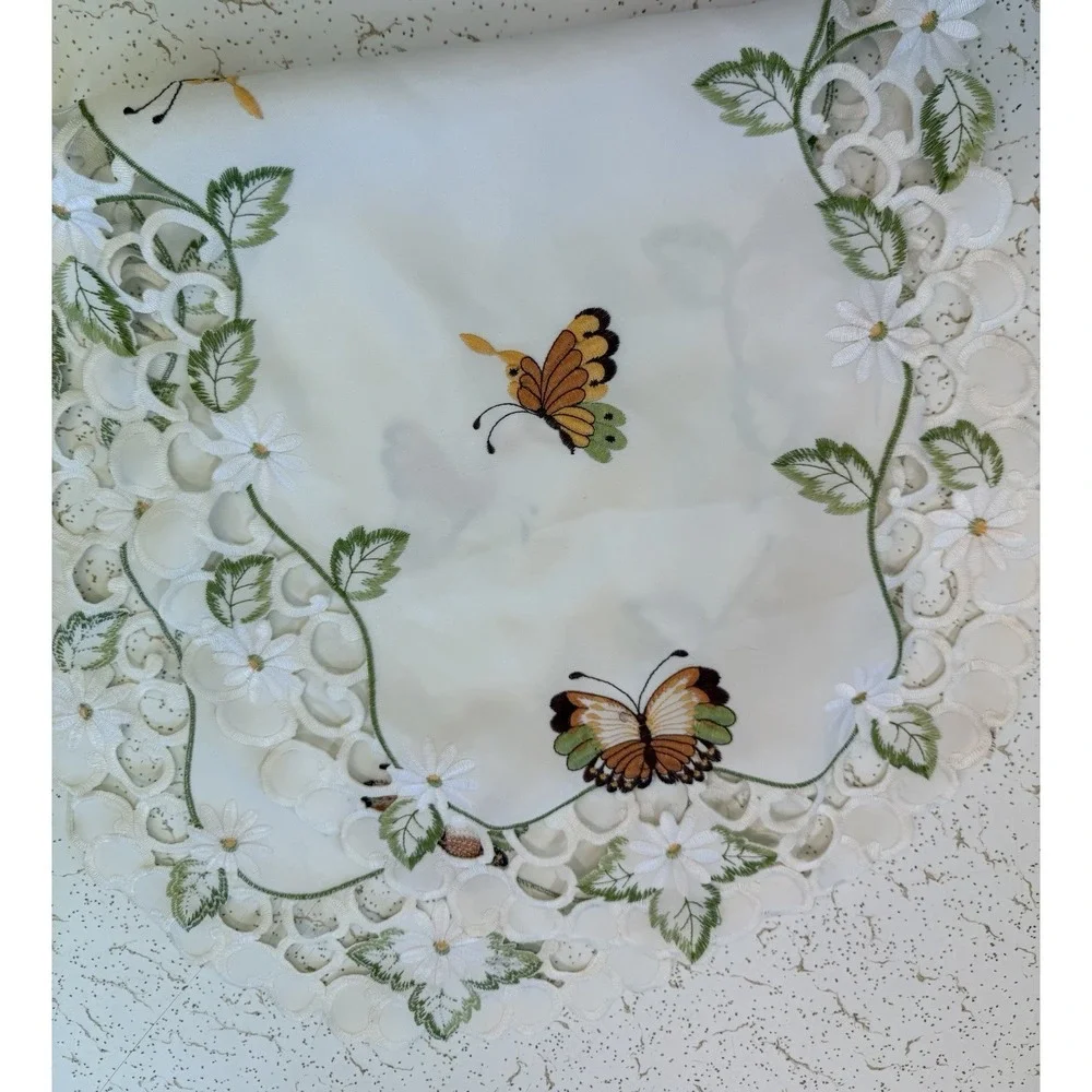 Vtg Embroidered White Table Runner Flowers Butterflies Orange Green‎
